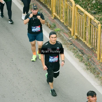 Runner Photo 3965173