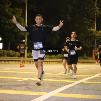 Runner Photo 3965174