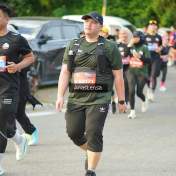 Runner Photo 3965213
