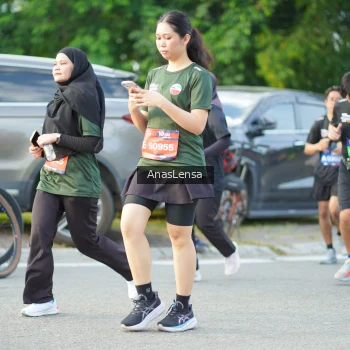 Runner Photo 3965234