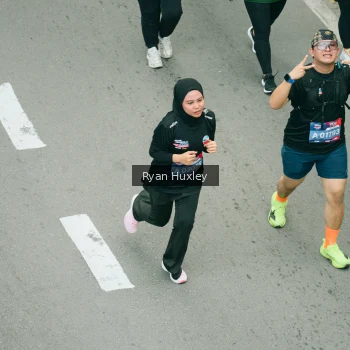 Runner Photo 3965242