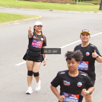 Runner Photo 3965245