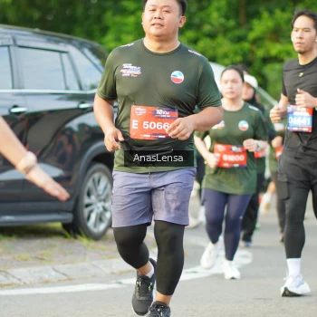 Runner Photo 3965255