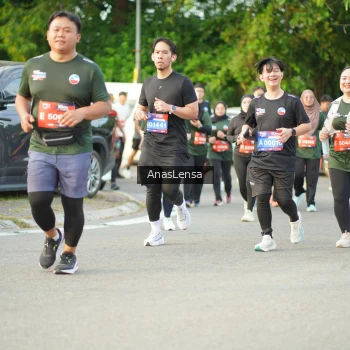 Runner Photo 3965274