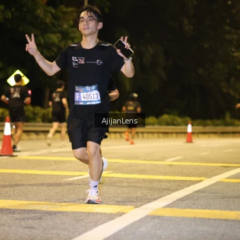 Runner Photo 3965279