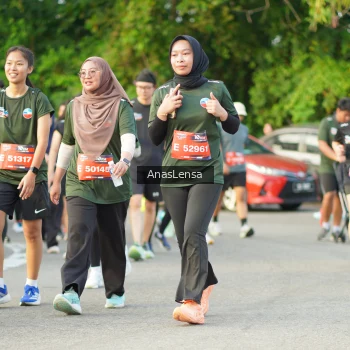 Runner Photo 3965325