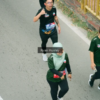 Runner Photo 3965332