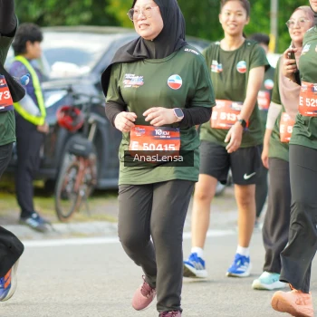 Runner Photo 3965340