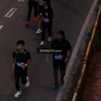 Runner Photo 3965360