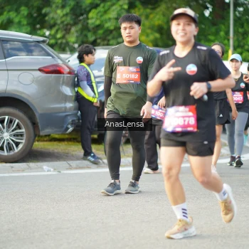 Runner Photo 3965379