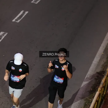 Runner Photo 3965411