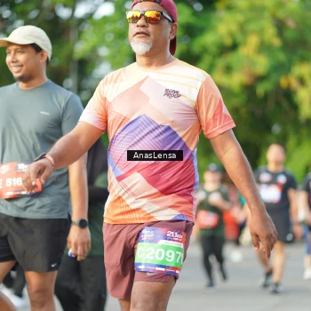 Runner Photo 3965421