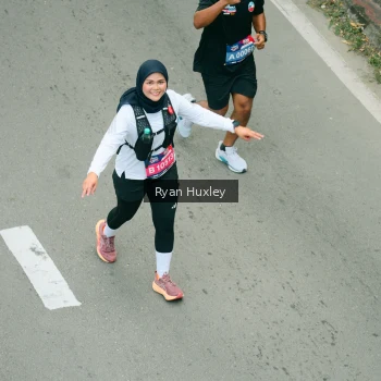 Runner Photo 3965429