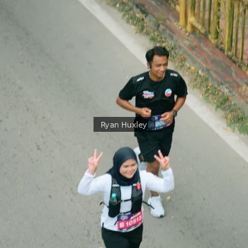 Runner Photo 3965434