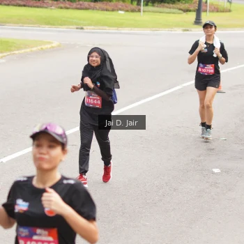 Runner Photo 3965442