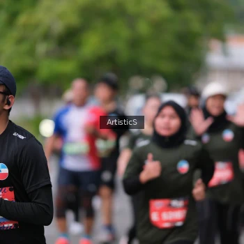 Runner Photo 3965444