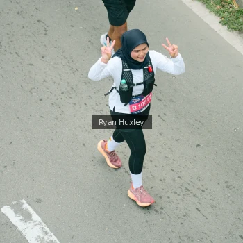 Runner Photo 3965454