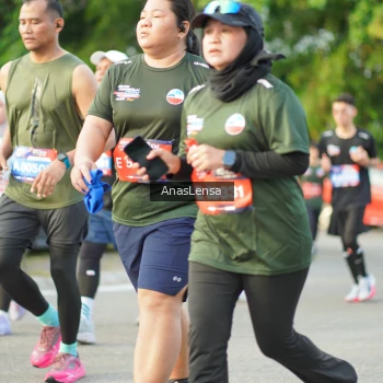 Runner Photo 3965487