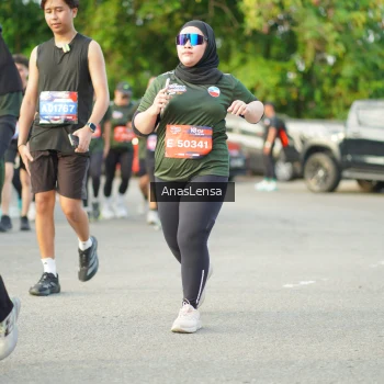 Runner Photo 3965490