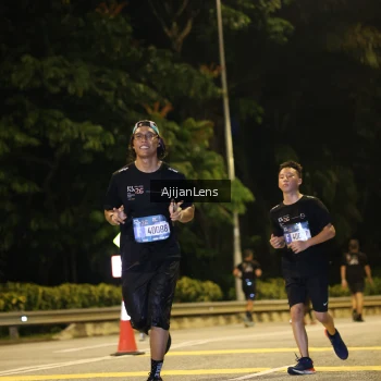Runner Photo 3965504