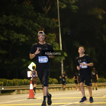 Runner Photo 3965510