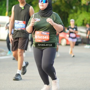 Runner Photo 3965529
