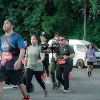 Runner Photo 3965531