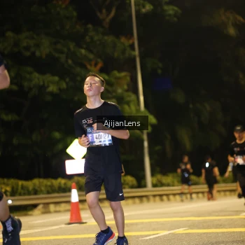 Runner Photo 3965552