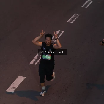 Runner Photo 3965555