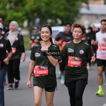 Runner Photo 3965570