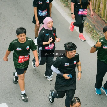 Runner Photo 3965573