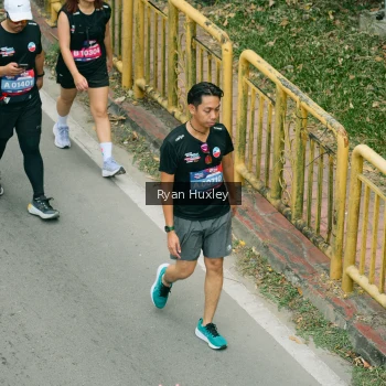 Runner Photo 3965581