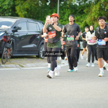 Runner Photo 3965601