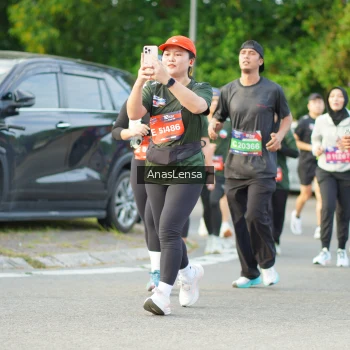 Runner Photo 3965608