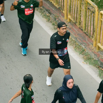 Runner Photo 3965612