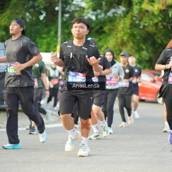 Runner Photo 3965613