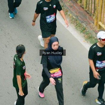 Runner Photo 3965618