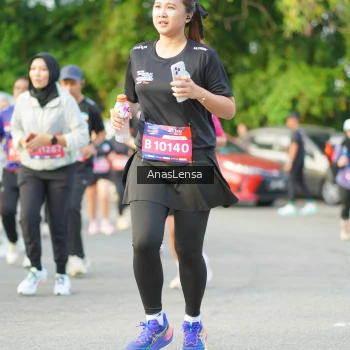 Runner Photo 3965624