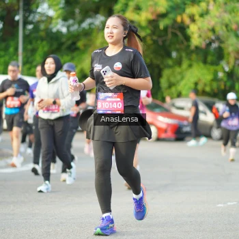 Runner Photo 3965625