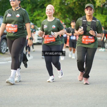 Runner Photo 3965626