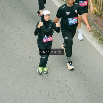 Runner Photo 3965634