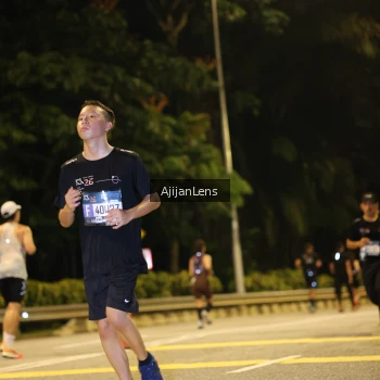 Runner Photo 3965641