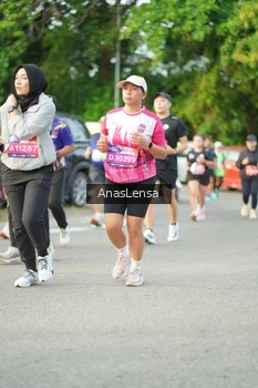 Runner Photo 3965662