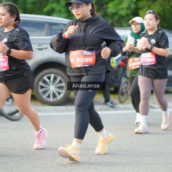 Runner Photo 3965666