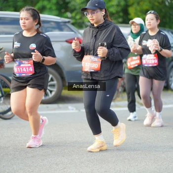 Runner Photo 3965669