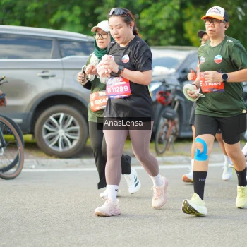 Runner Photo 3965676