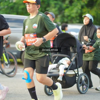 Runner Photo 3965688