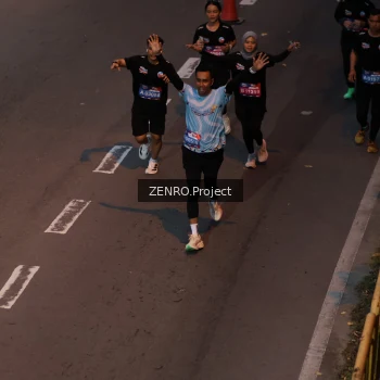 Runner Photo 3965735