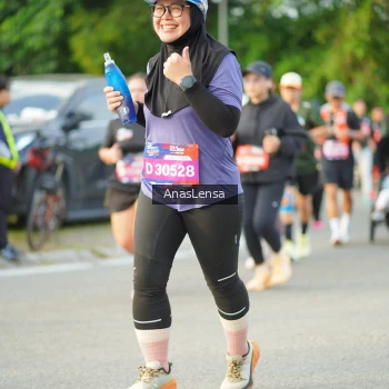 Runner Photo 3965745
