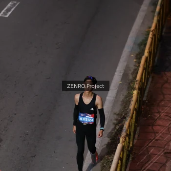 Runner Photo 3965746
